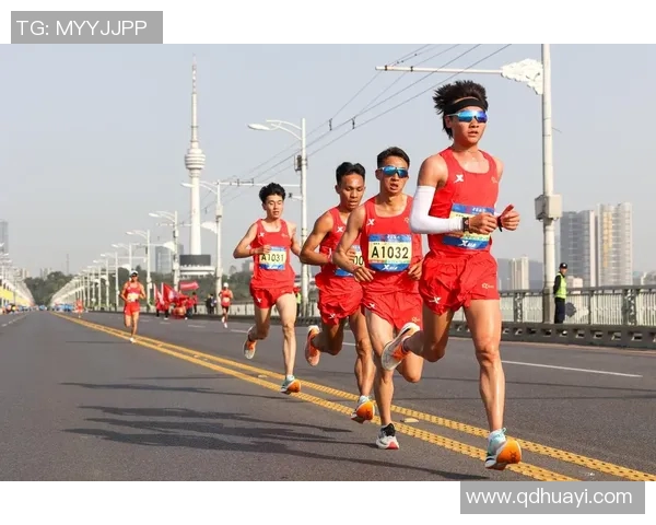 以运动员精神为核心，探索奋斗与坚持在竞技场外的价值与意义